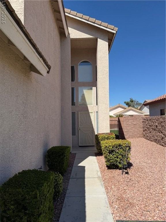 2456 Sheltered Meadows Ln - Photo 3 of 35