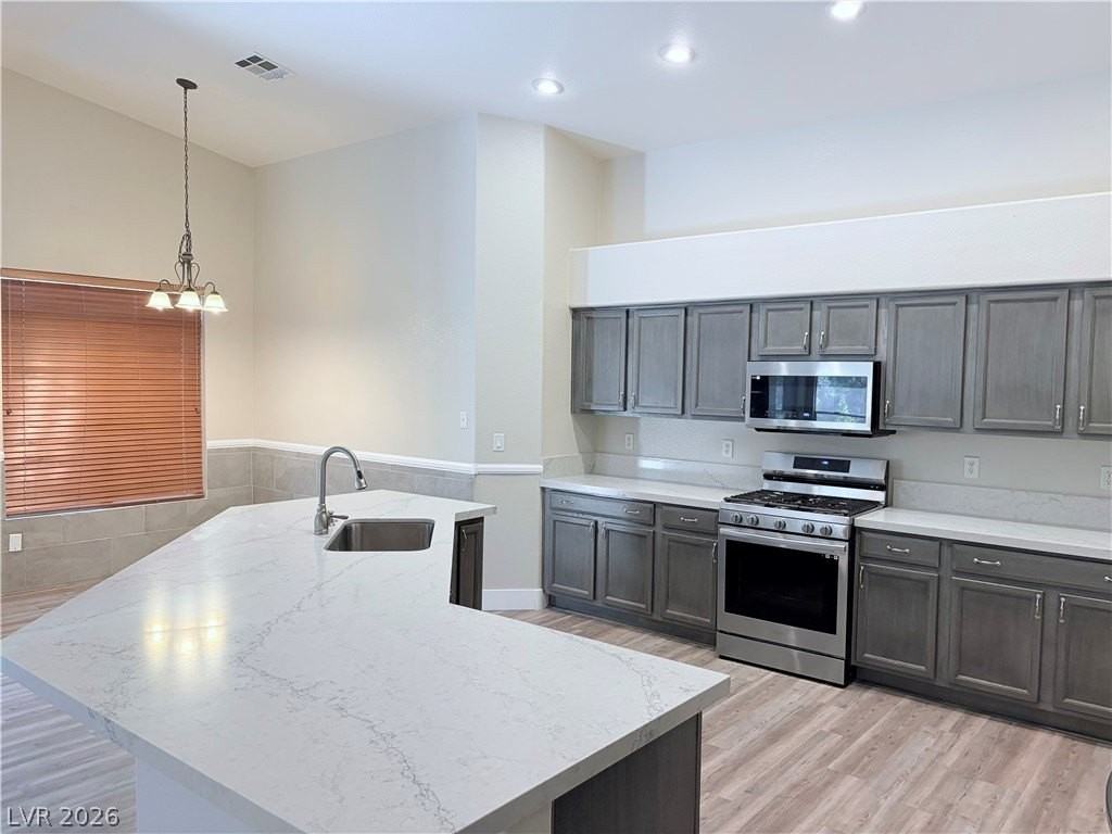 4880 Bazmorda Ct - Photo 3 of 24