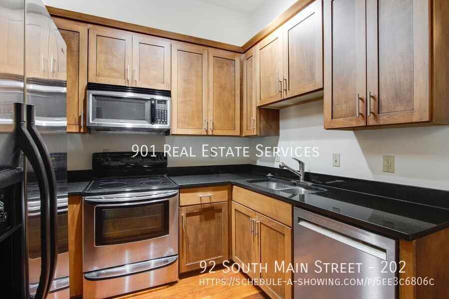 92 S Main St #202 - Photo 6 of 17