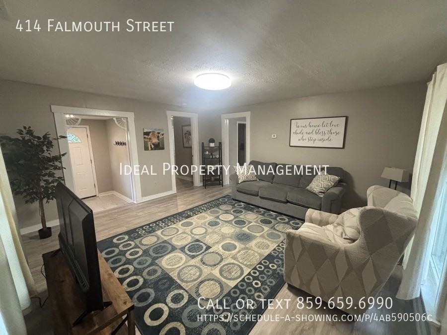 414 Falmouth St - Photo 2 of 14