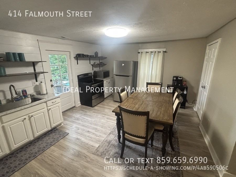 414 Falmouth St - Photo 4 of 14