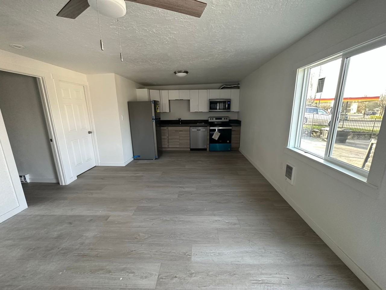 11518 Ne Sandy Blvd #10 - Photo 3 of 11