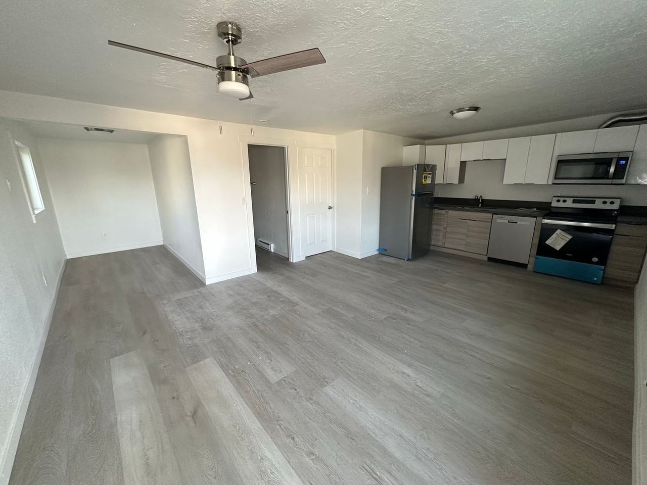 11518 Ne Sandy Blvd #10 - Photo 4 of 11
