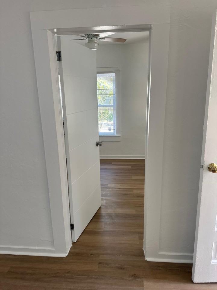 66 Washington Ave #1 - Photo 4 of 18
