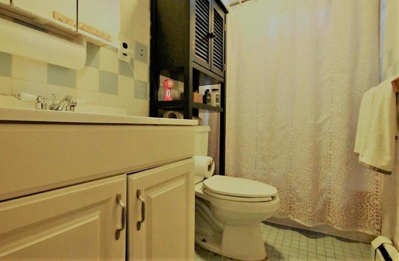 204 Sherman Ave - Photo 4 of 6