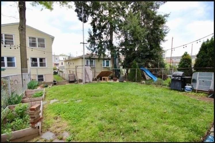 204 Sherman Ave - Photo 5 of 6
