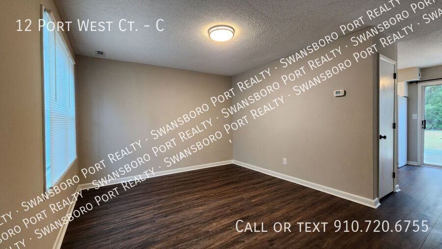 12 Portwest Townhouses #C - Photo 3 of 18
