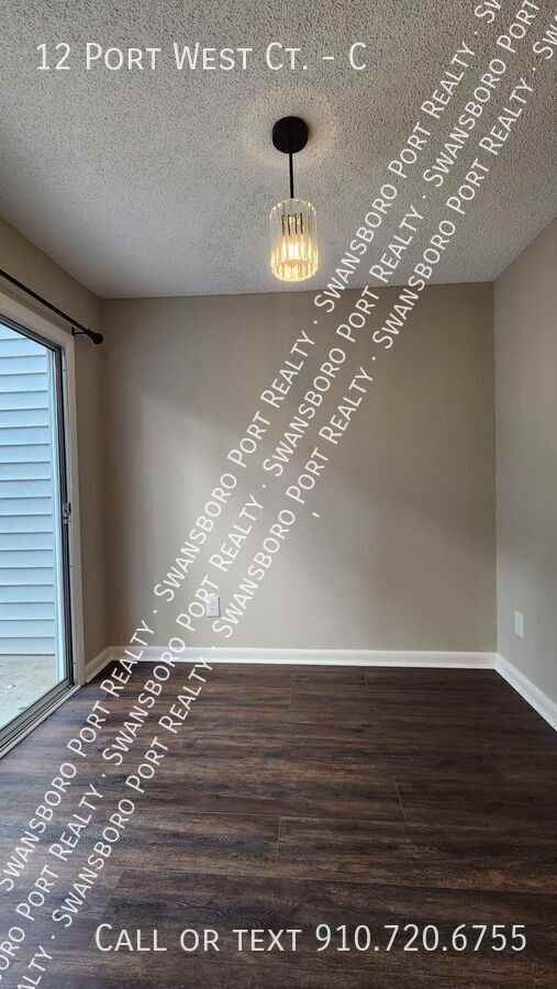12 Portwest Townhouses #C - Photo 6 of 18