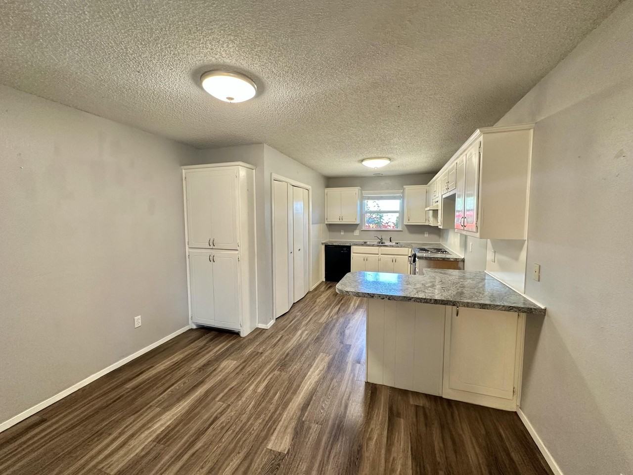 7410 Avenue W #B - Photo 3 of 14