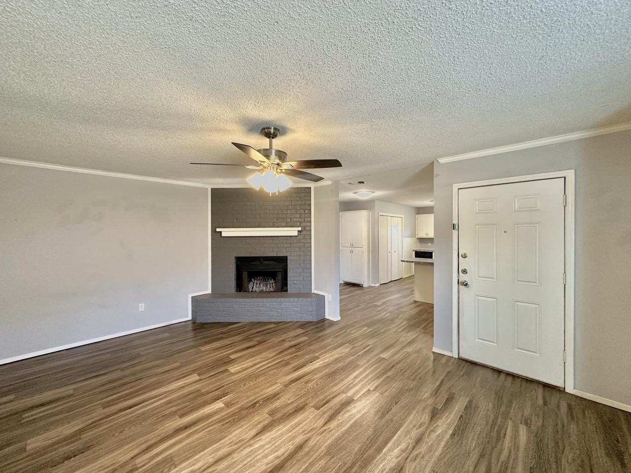 7410 Avenue W #B - Photo 6 of 14
