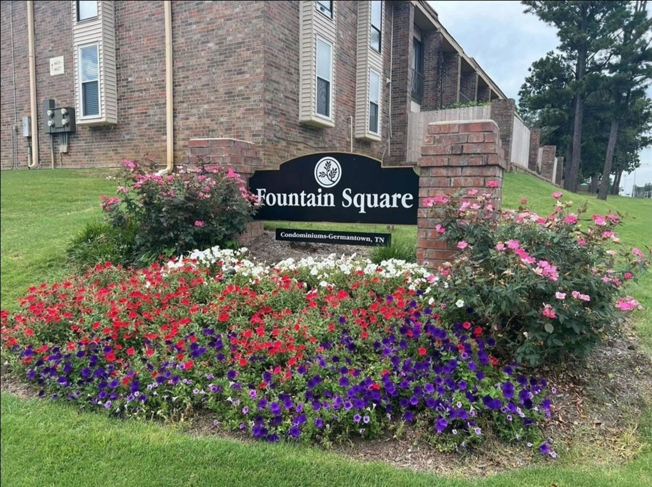 1855 Poplar Woods Cir W #304