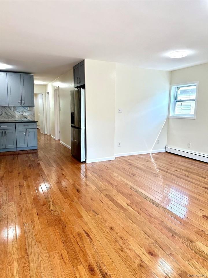 2069 Lacombe Ave #2 - Photo 3 of 20