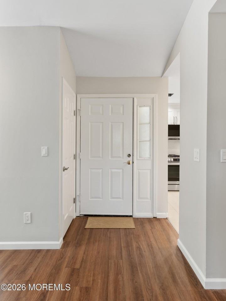 36 Steeplechase Ct - Photo 2 of 24