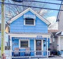 featured image of 127 Lawrence Ave