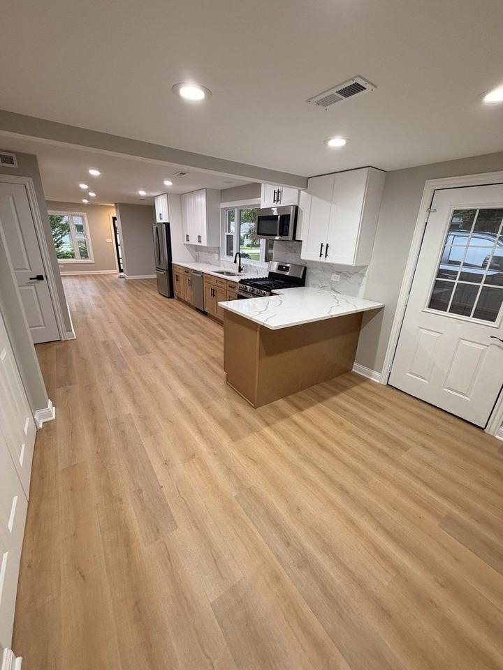 15 Johnathan Rd - Photo 4 of 7