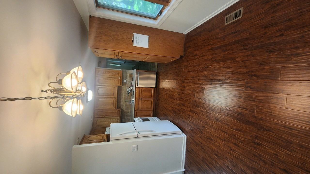 808 S Cedarcrest Dr - Photo 4 of 15