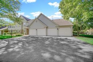 featured image of 2403 Mallow Ct #Z2