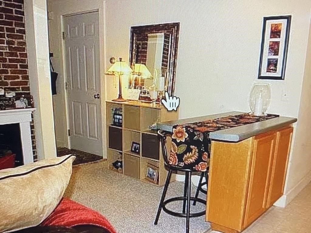 168 Fleet St - Photo 2 of 14