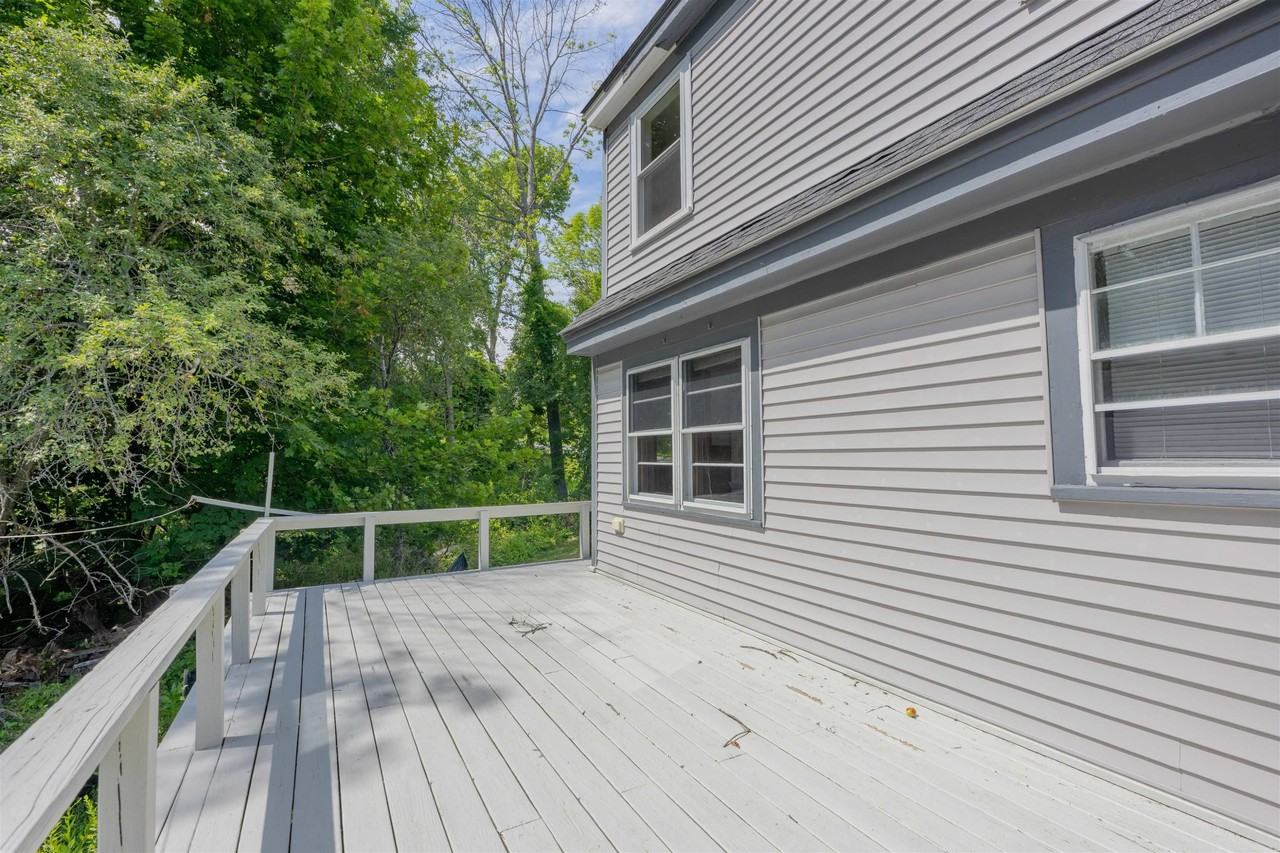 442 Haley Rd - Photo 3 of 14