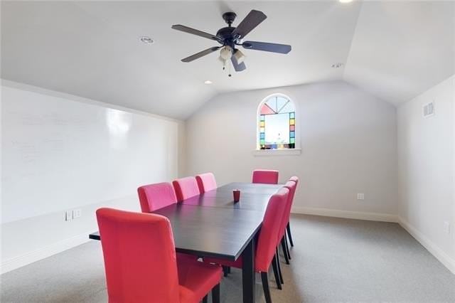 8120 Oak St - Photo 4 of 14