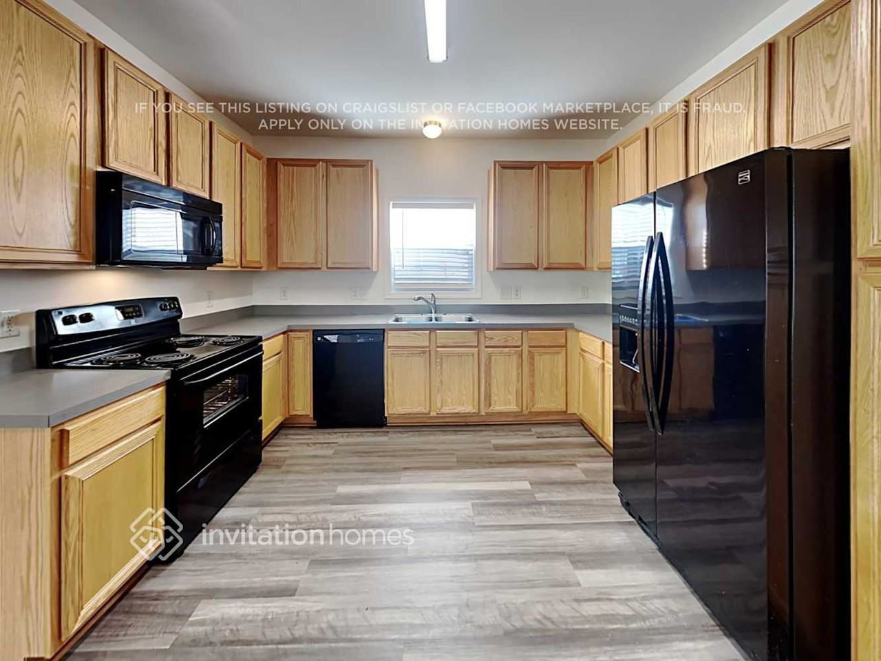 3239 Polite Ln - Photo 7 of 20