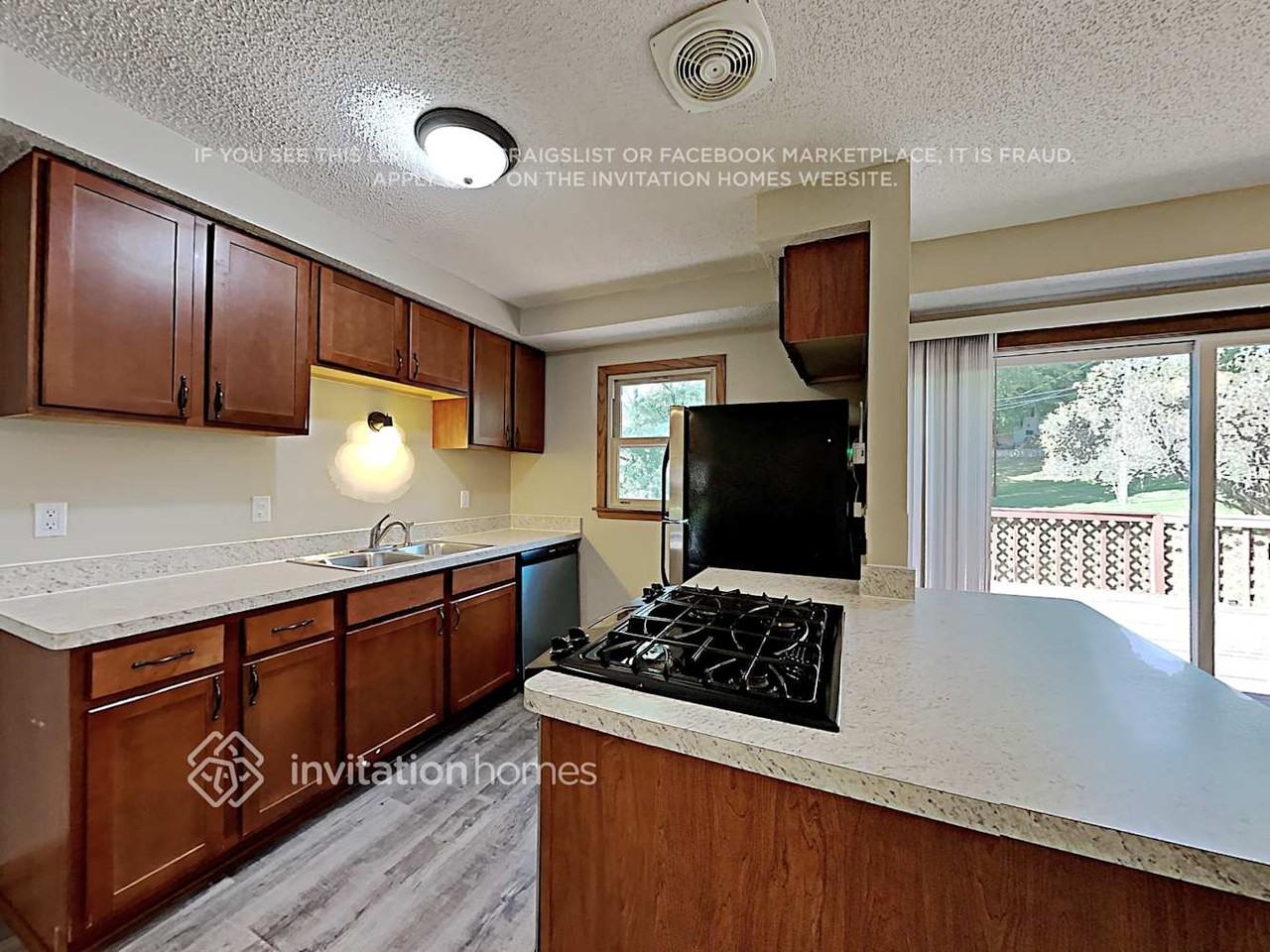 10706 Yosemite Rd - Photo 7 of 19