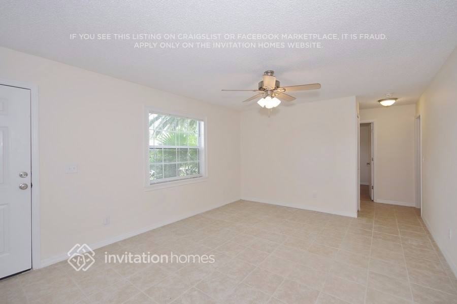 1646 Heartwellville St Nw - Photo 3 of 19
