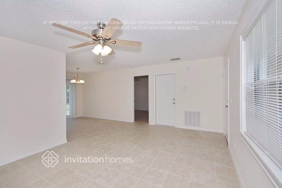 1646 Heartwellville St Nw - Photo 5 of 19