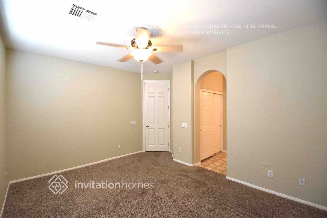 646 Pinetop Lake St - Photo 6 of 8