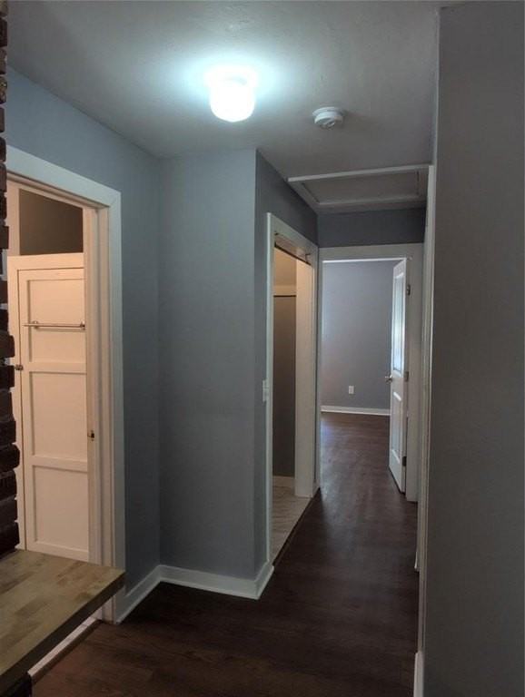 725 Ne 25th St - Photo 6 of 14