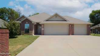 1021 Chesterfield Dr - Photo 1 of 1