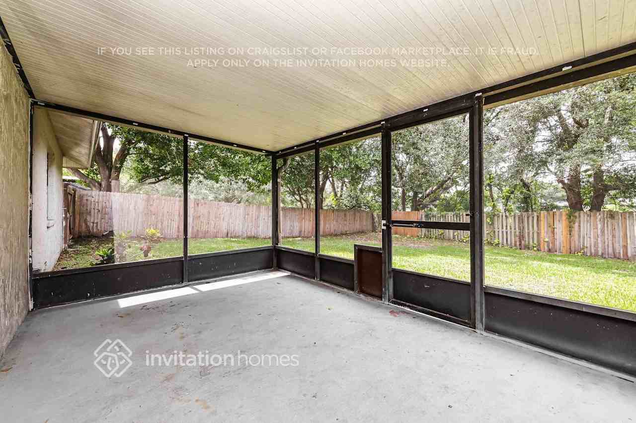 1517 Kestrel Way - Photo 7 of 17