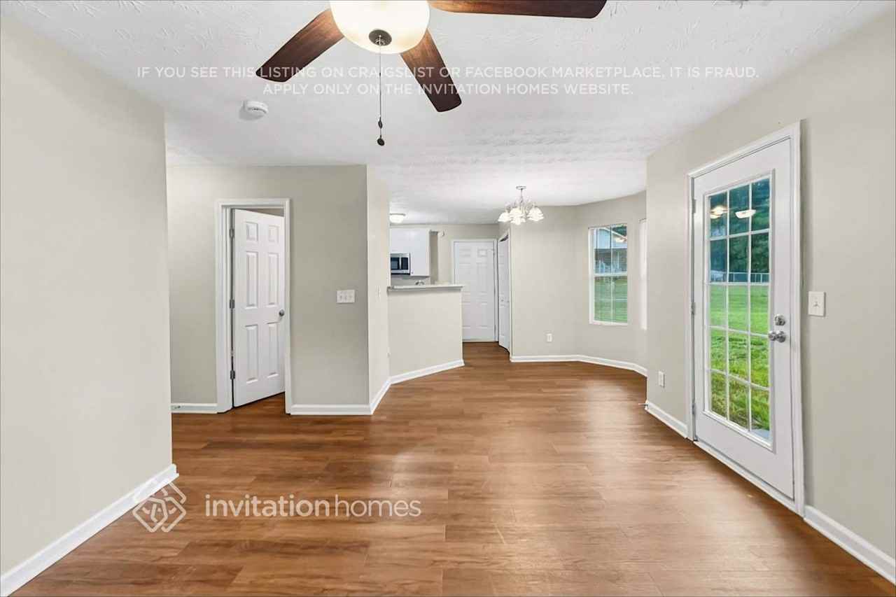 10 Summer Breeze Ct - Photo 6 of 22