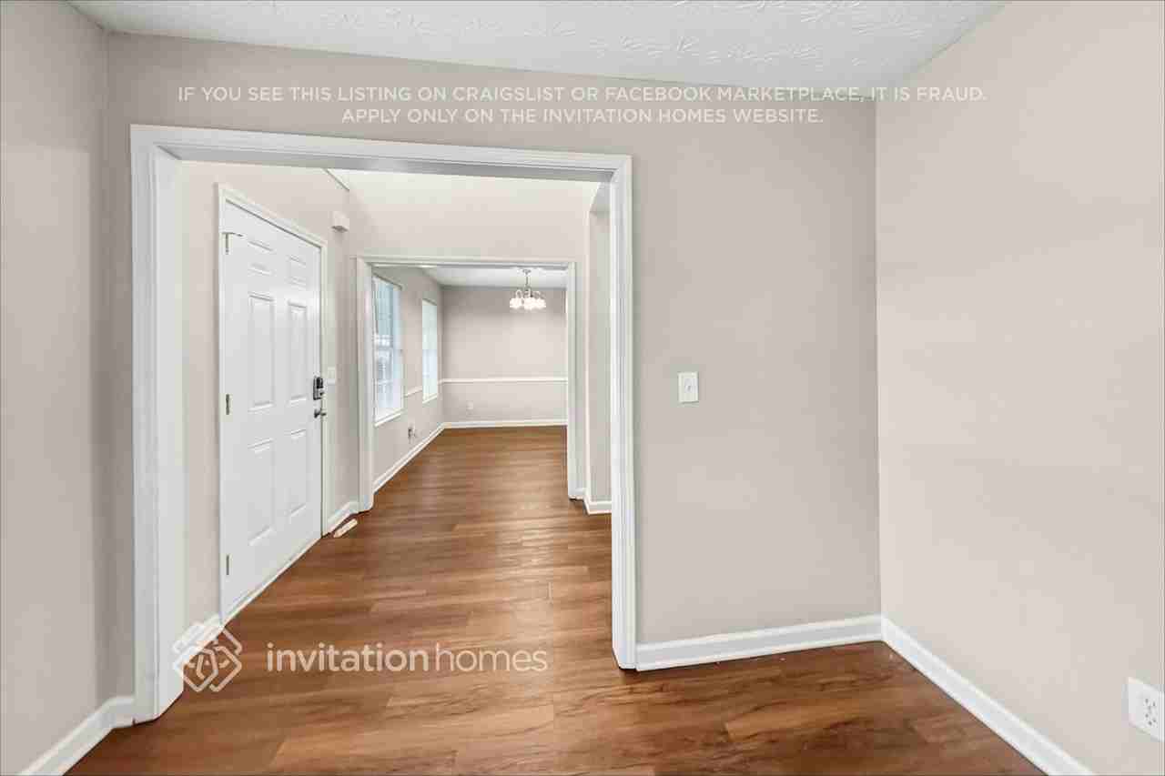 10 Summer Breeze Ct - Photo 7 of 22