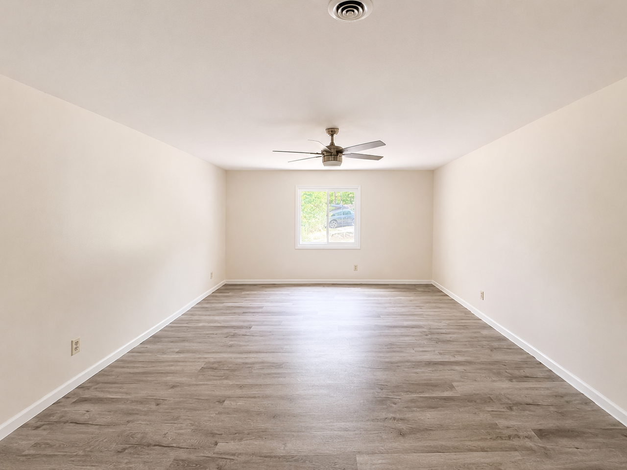 100 Haynes St - Photo 6 of 18