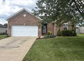 3380 Fair Oaks Cir - Photo 1 of 1