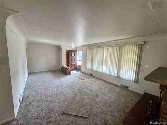 4276 5th St - Photo 3 of 21