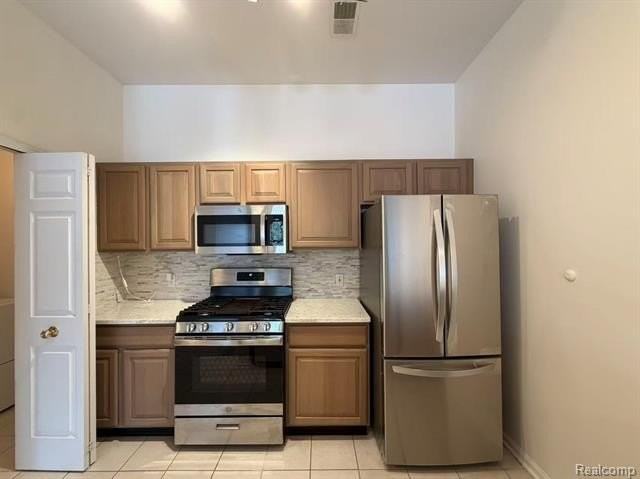 2710 S Knightsbridge Cir - Photo 7 of 17