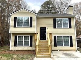 featured image of 81 Hampton Oaks Dr