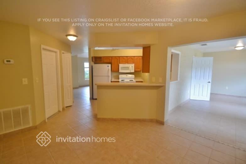847 Mendoza Dr - Photo 4 of 15