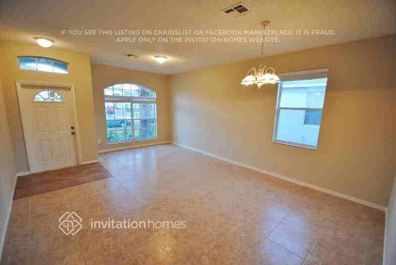 2740 Daybreak Dr - Photo 2 of 8