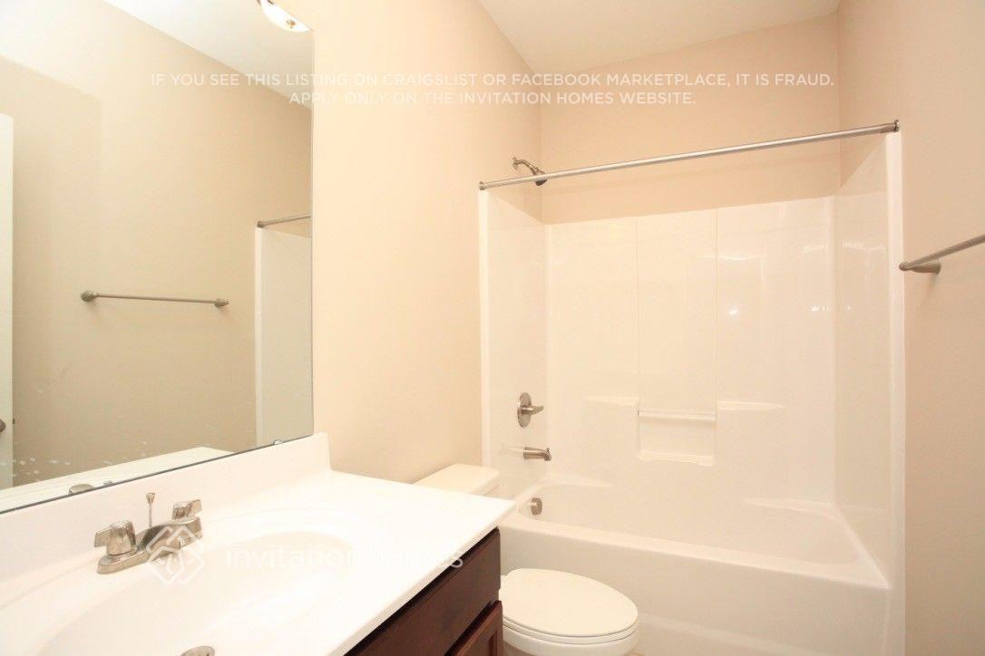 5326 Roberta Crossing Dr - Photo 7 of 9