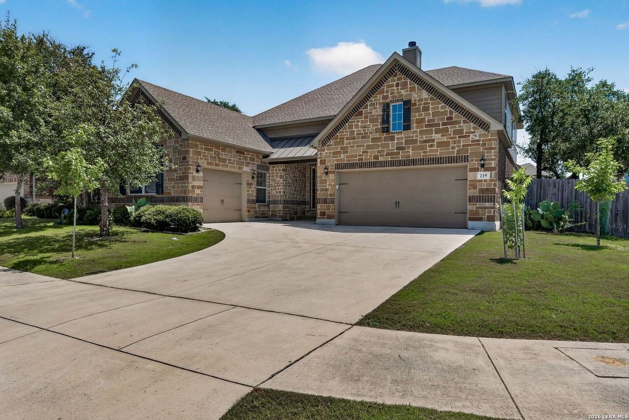 219 Woods Of Boerne Blvd - Photo 2 of 31