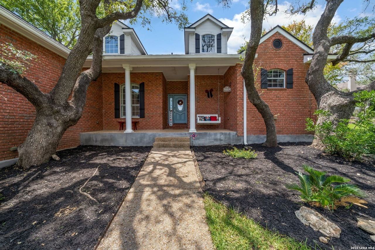 29607 Fairway Bluff Dr - Photo 3 of 44