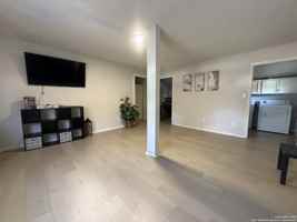 featured image of 109 Bonham St #C