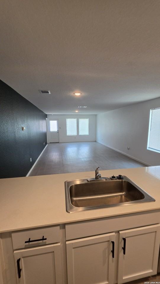 430 Sarah Way - Photo 3 of 13