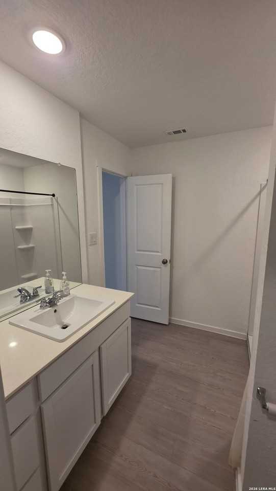 430 Sarah Way - Photo 5 of 13