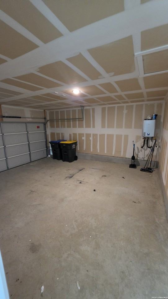 430 Sarah Way - Photo 6 of 13