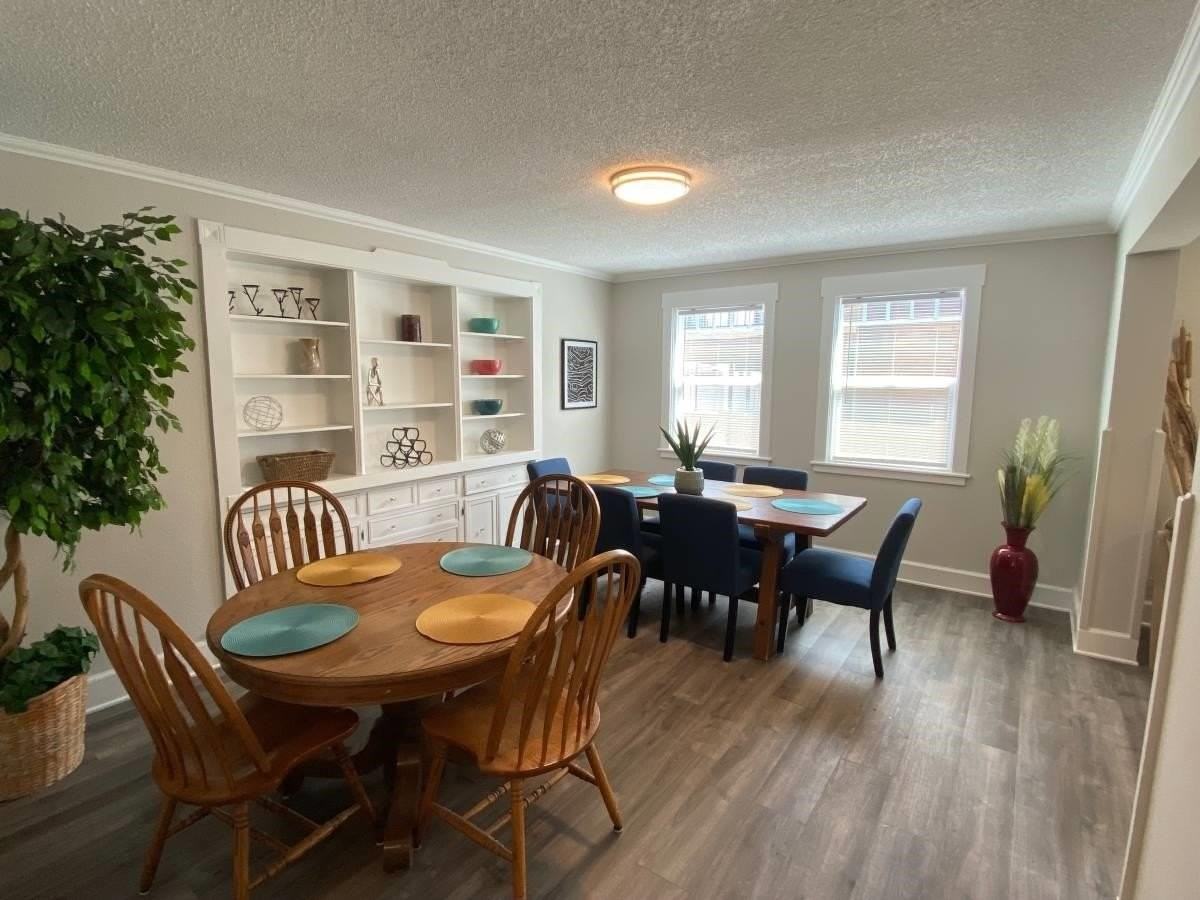 1523 E Liberty Ave - Photo 5 of 22