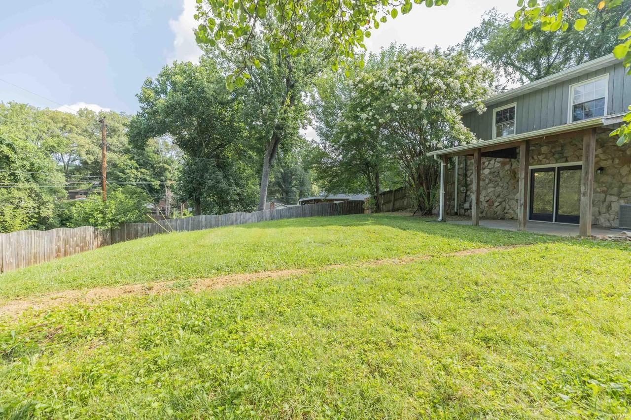 711 Carole Pl - Photo 4 of 39